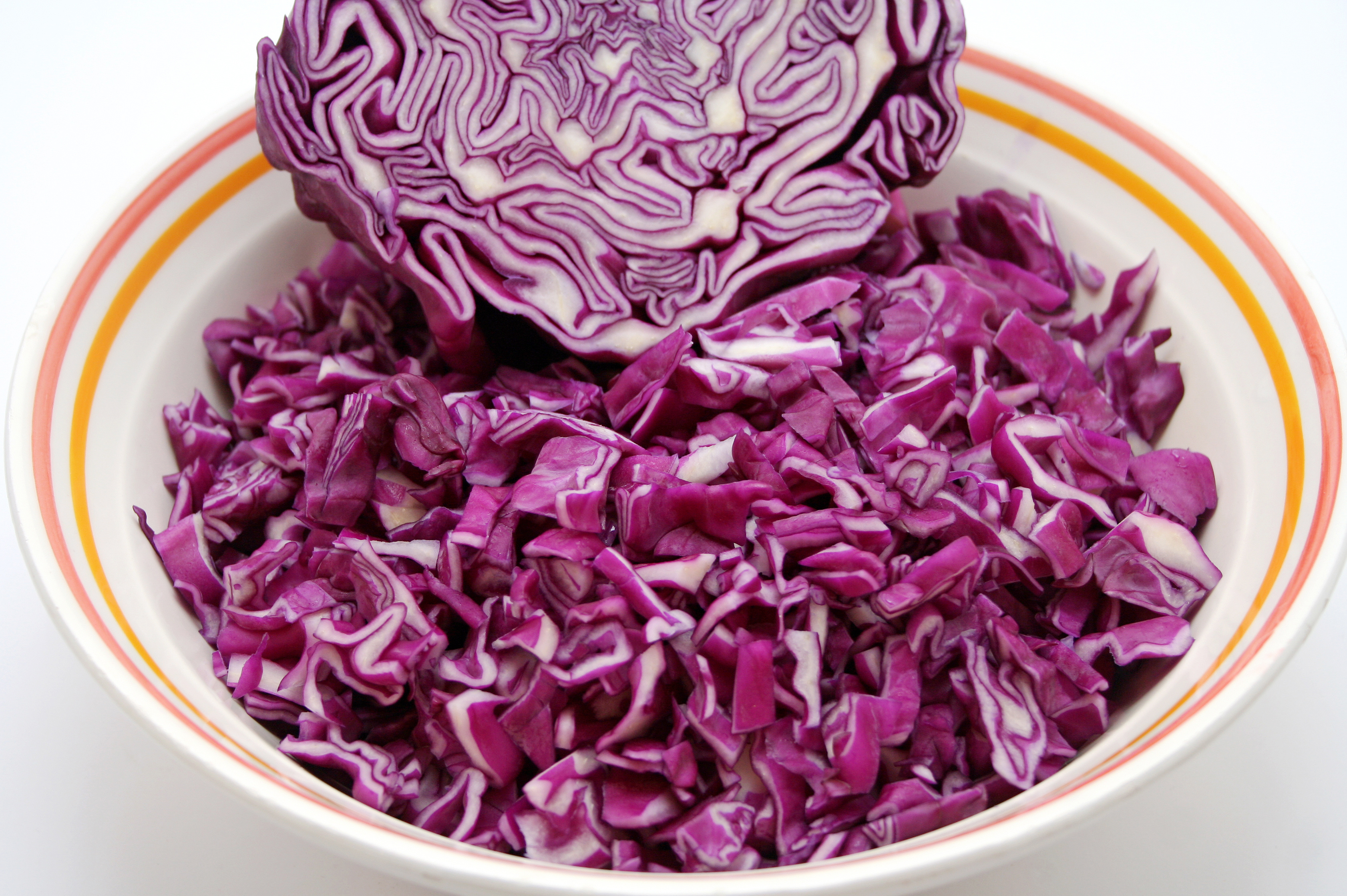 AdobeStock_9382243eO83PG9bTontu hausgemachter Rotkohl Servierfertig 200g ( 1 Portion )