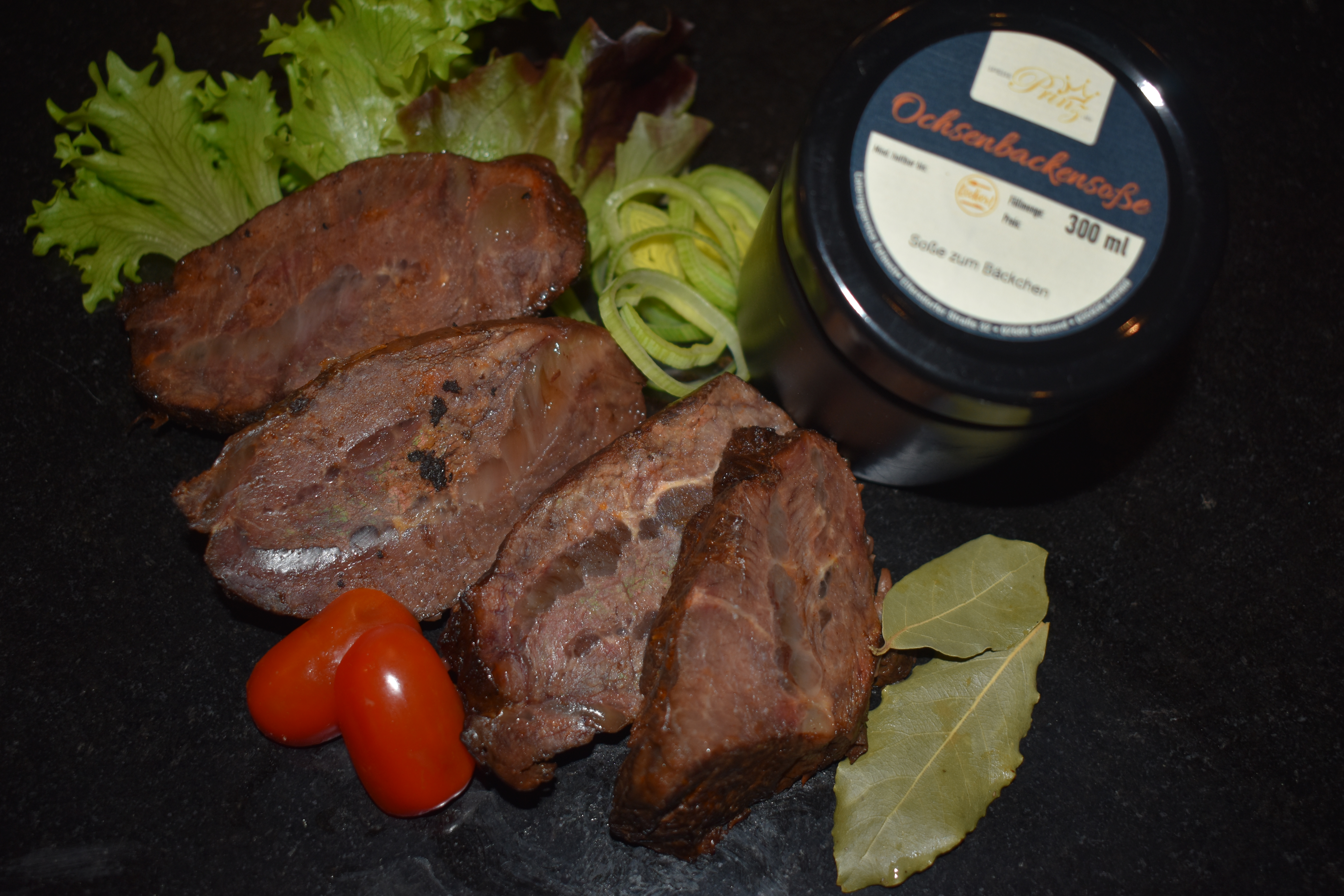 geschmorte Ochsenbäckchen mit Soße Servierfertig 160g (1 Portion ) aus Traditionsküche