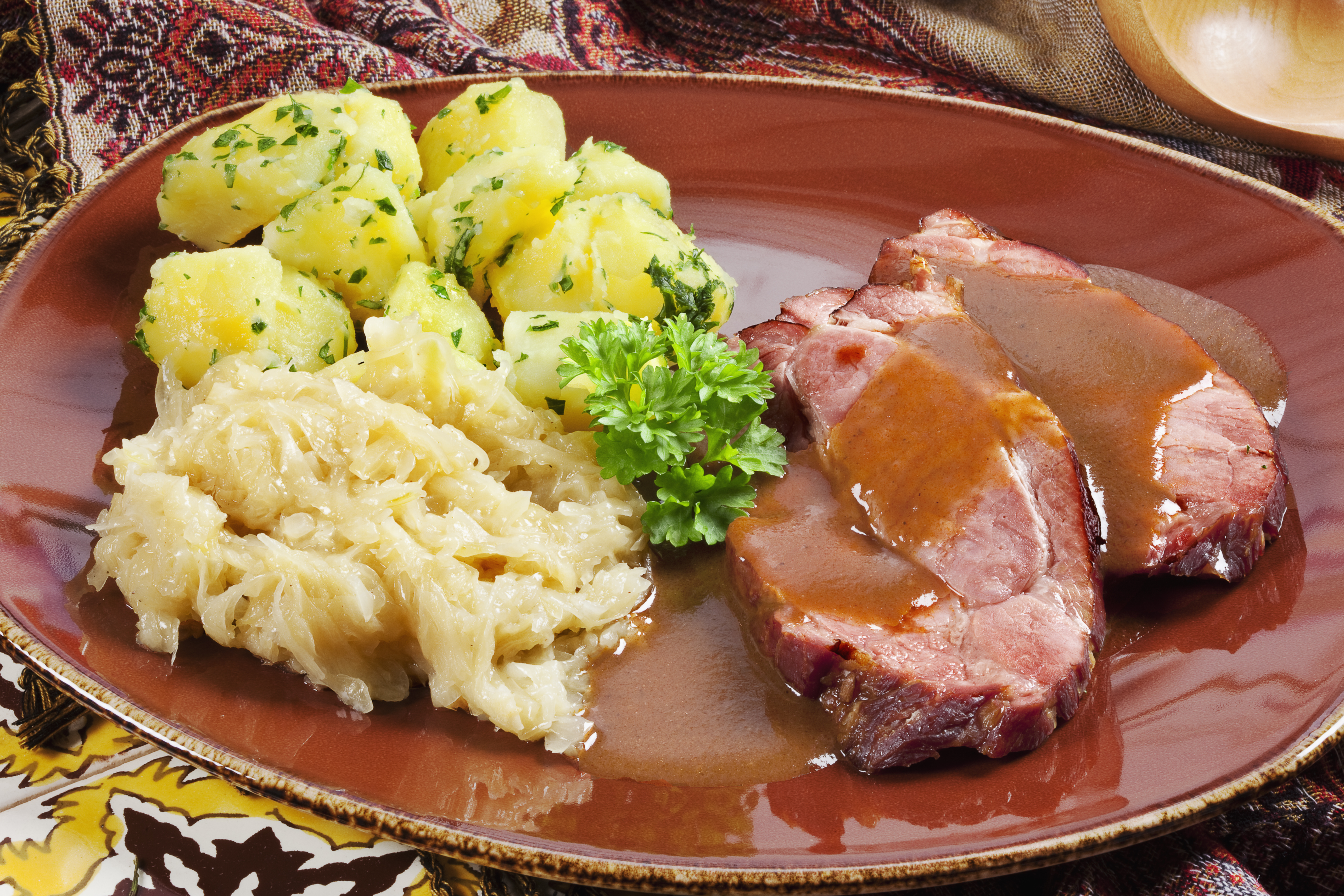 Komplett Menü " Kassler mit Sauerkraut , Soße und Salzkartoffeln"  Servierfertig (1 Portion ) 