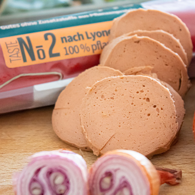 Herbasch | Die Gedämpfte 400 g Vegane Wurst Pflanzliche Wurst Wurstalternative 