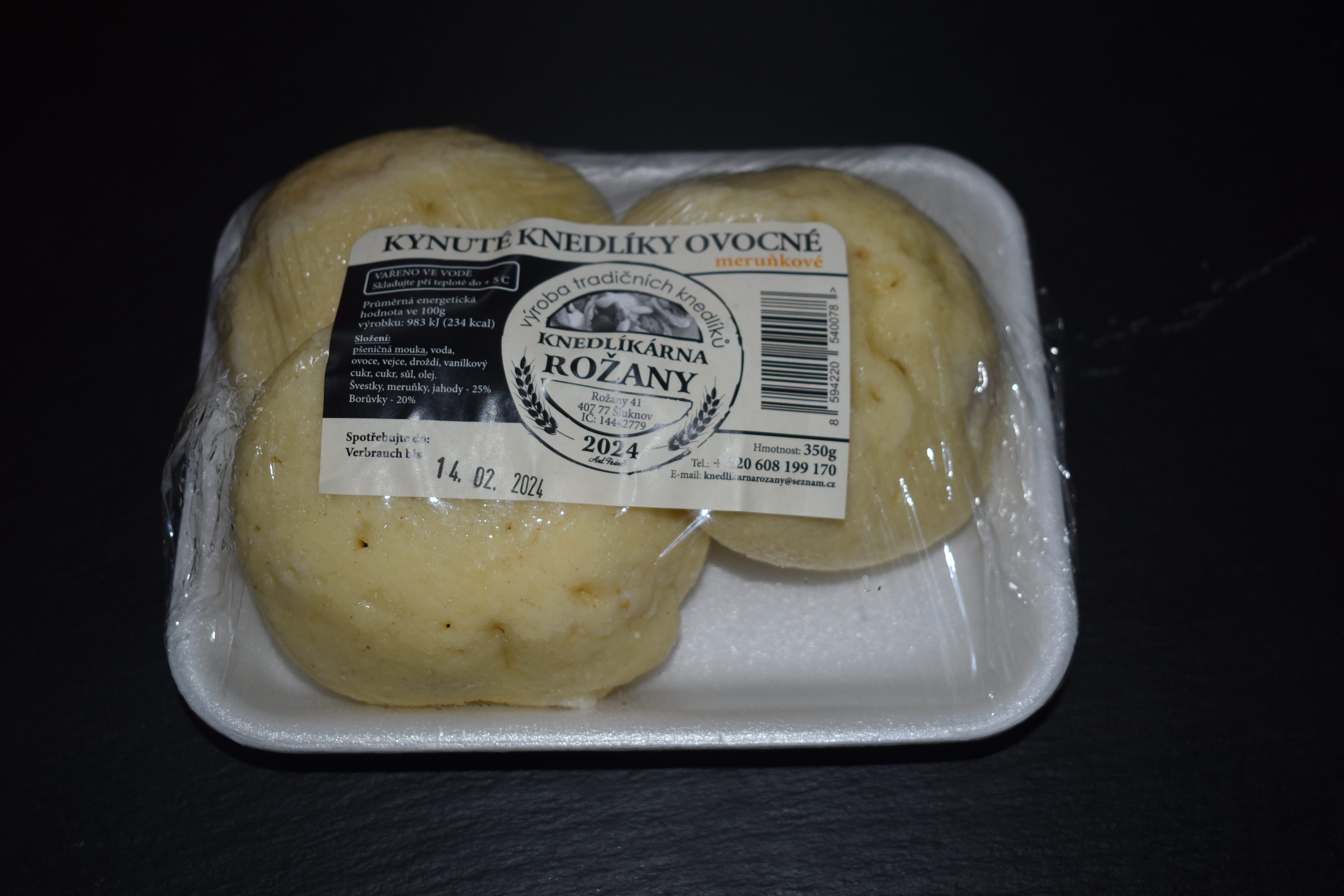 3x Original Böhmische Hefe Knödel gefüllt mit Erdbeere Obstknödel Servierfertig 350g